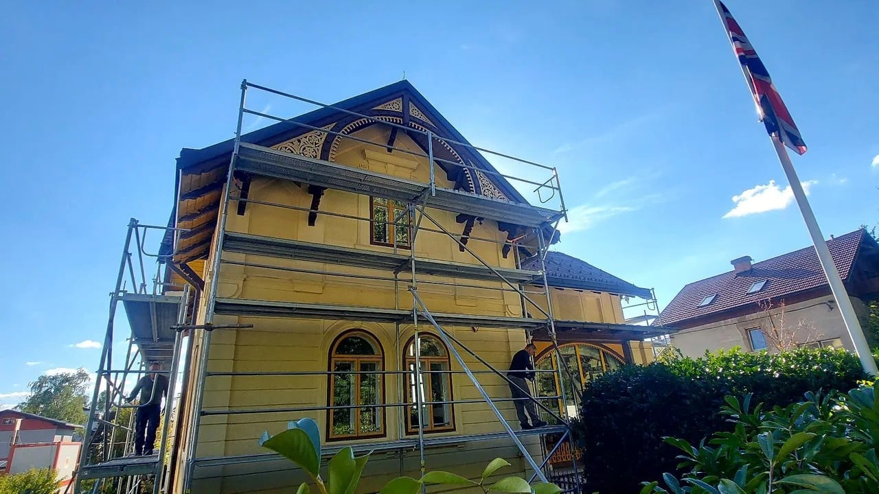 Facade and insulation work